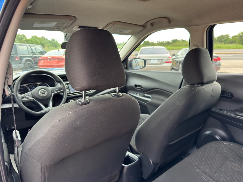 Photo 13 of this NISSAN KICKS