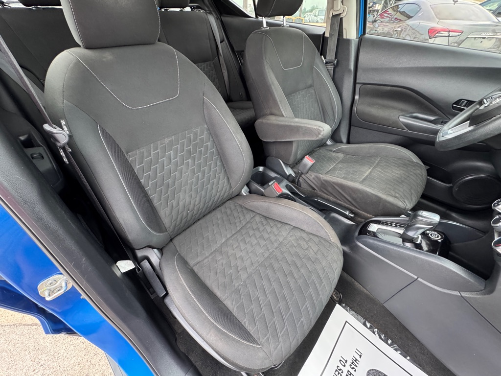Photo 18 of this NISSAN KICKS