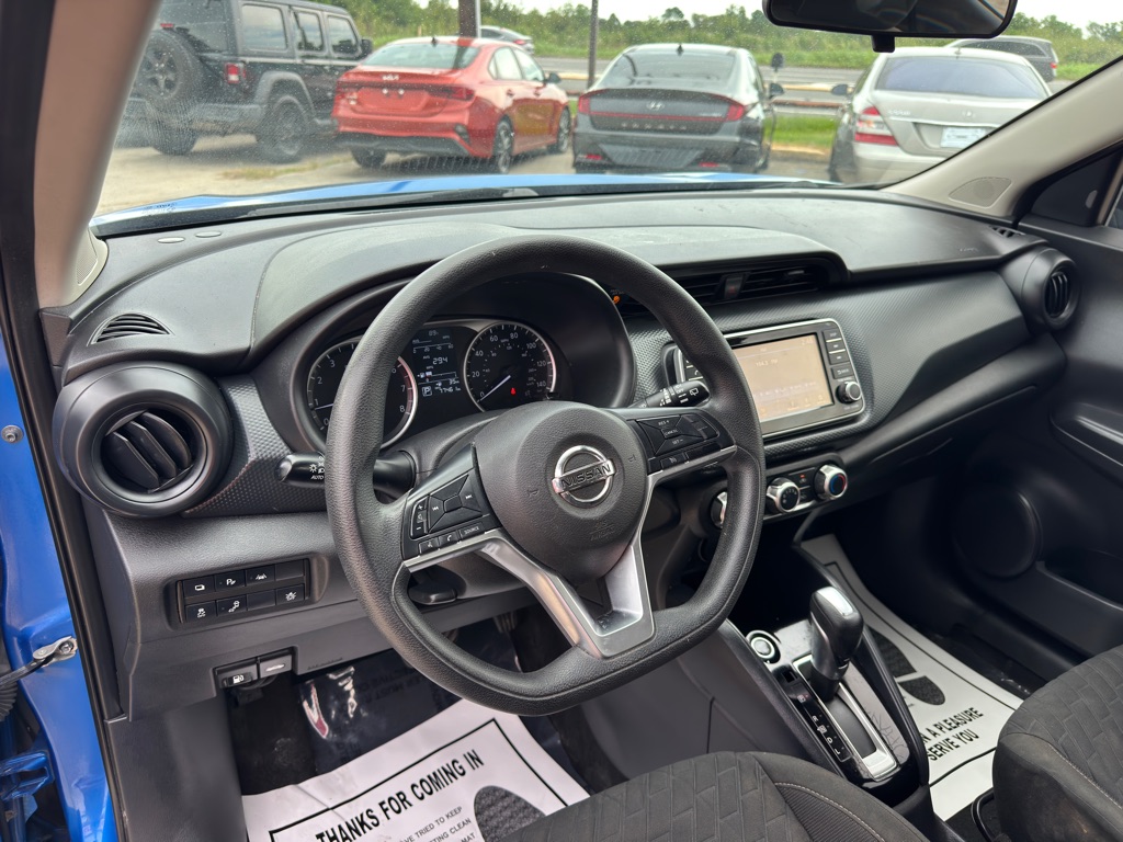 Photo 22 of this NISSAN KICKS