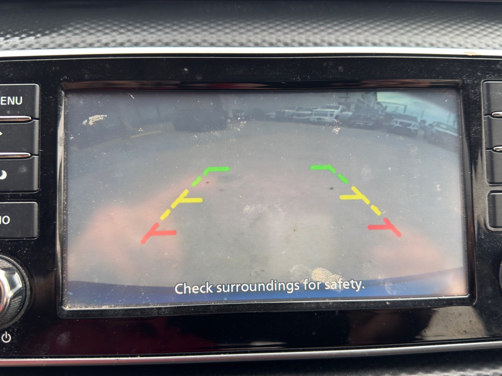 Photo 27 of this NISSAN KICKS