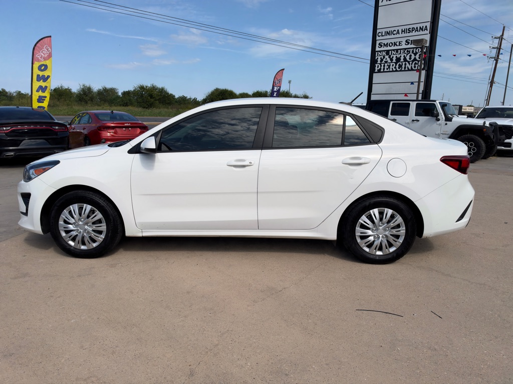 Photo 7 of this KIA RIO