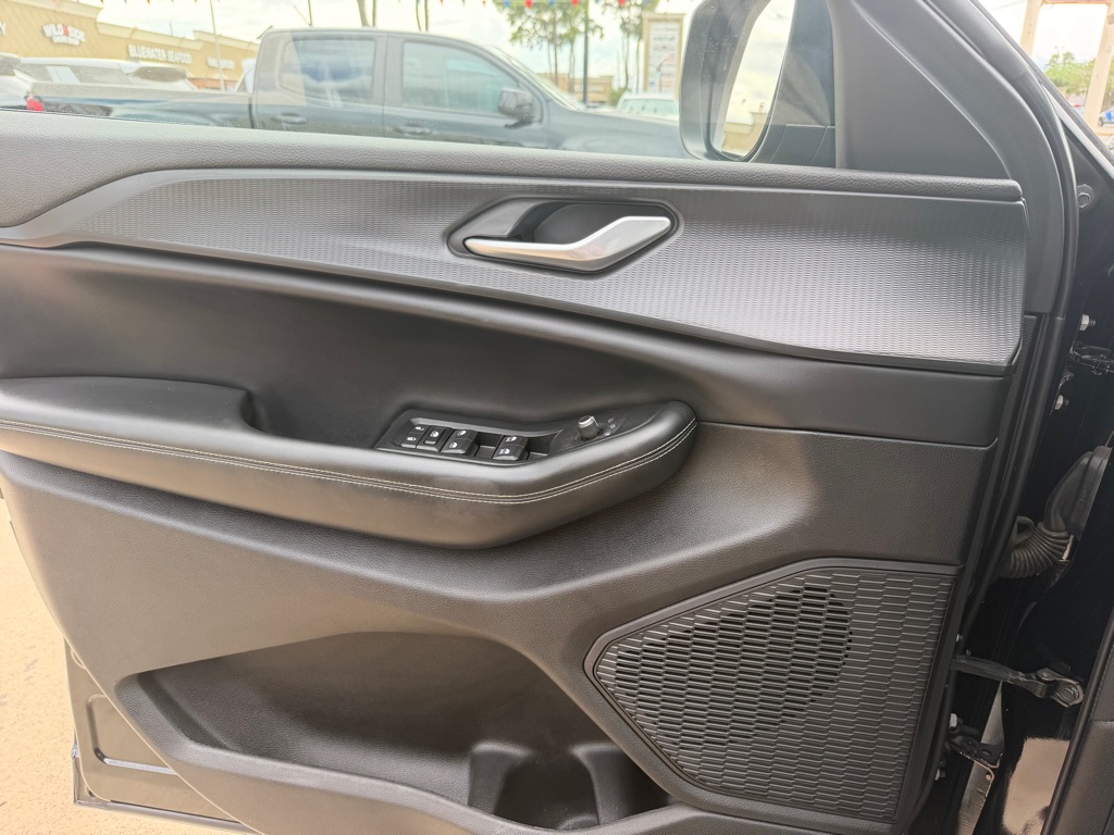 Photo 17 of this JEEP GRAND CHEROKEE