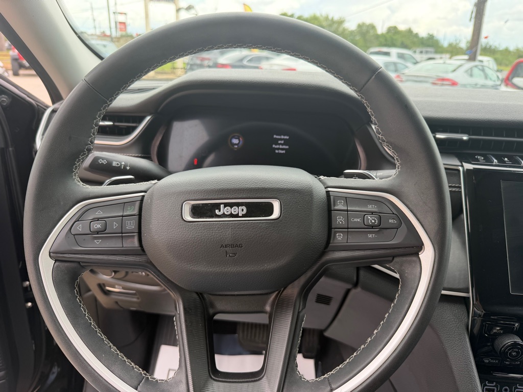 Photo 16 of this JEEP GRAND CHEROKEE