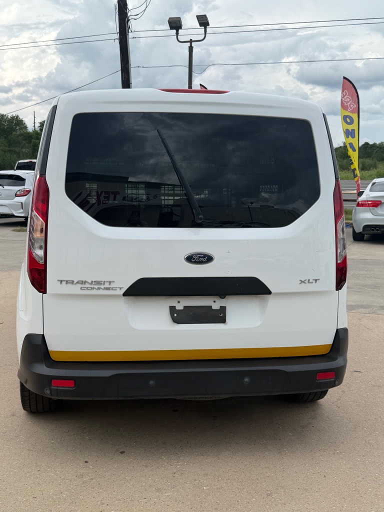 Photo 8 of this FORD TRANSIT CONNECT