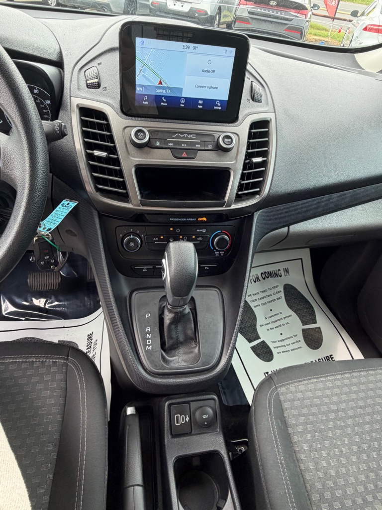 Photo 18 of this FORD TRANSIT CONNECT