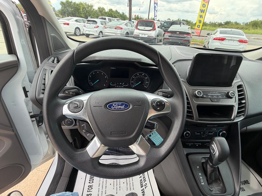 Photo 19 of this FORD TRANSIT CONNECT