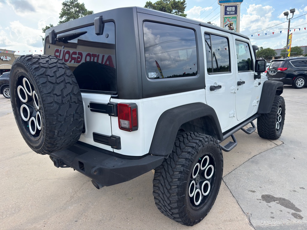 Photo 9 of this JEEP WRANGLER UNLIMI