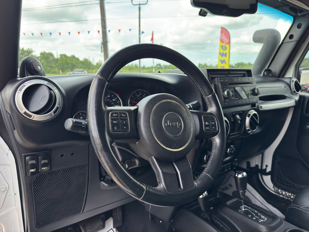 Photo 23 of this JEEP WRANGLER UNLIMI