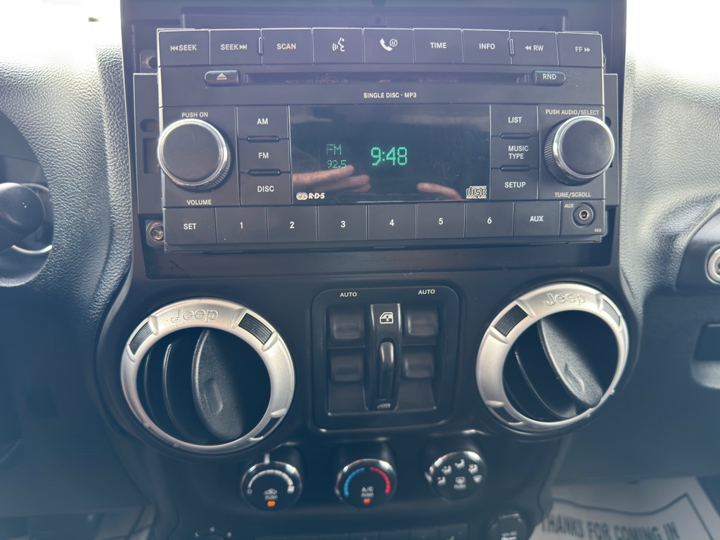 Photo 26 of this JEEP WRANGLER UNLIMI