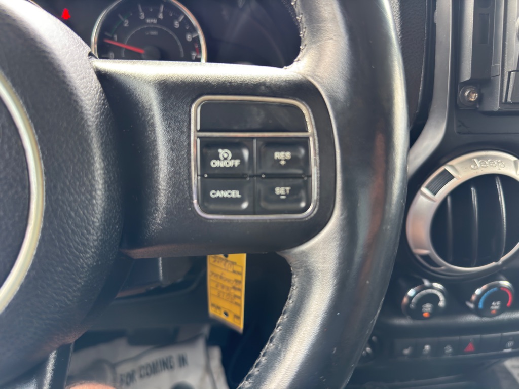 Photo 29 of this JEEP WRANGLER UNLIMI