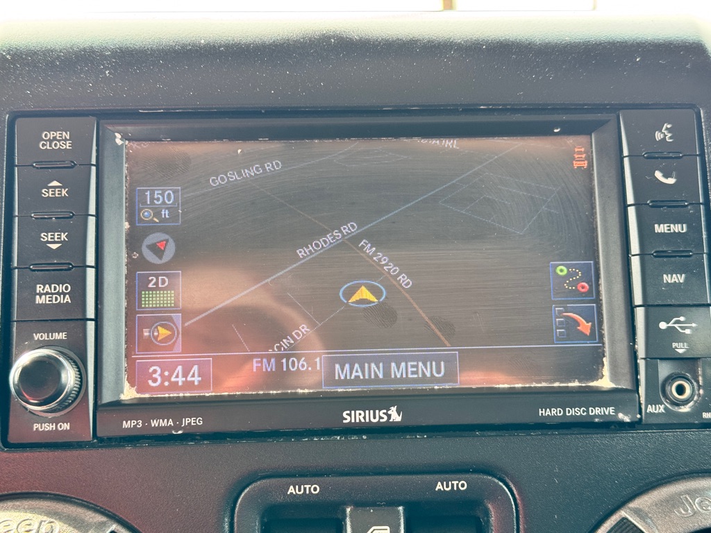 Photo 18 of this JEEP WRANGLER