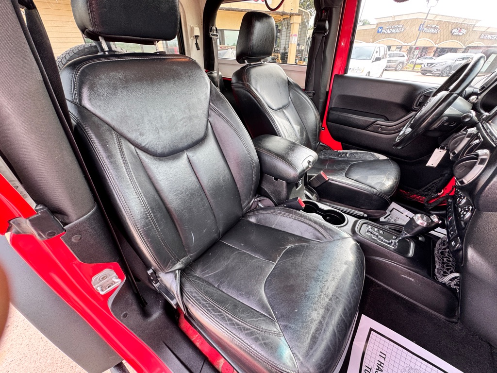 Photo 12 of this JEEP WRANGLER