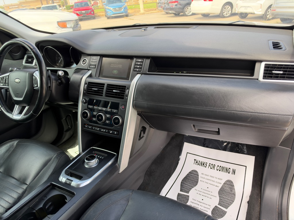 Photo 19 of this LAND ROVER DISCOVERY SPORT