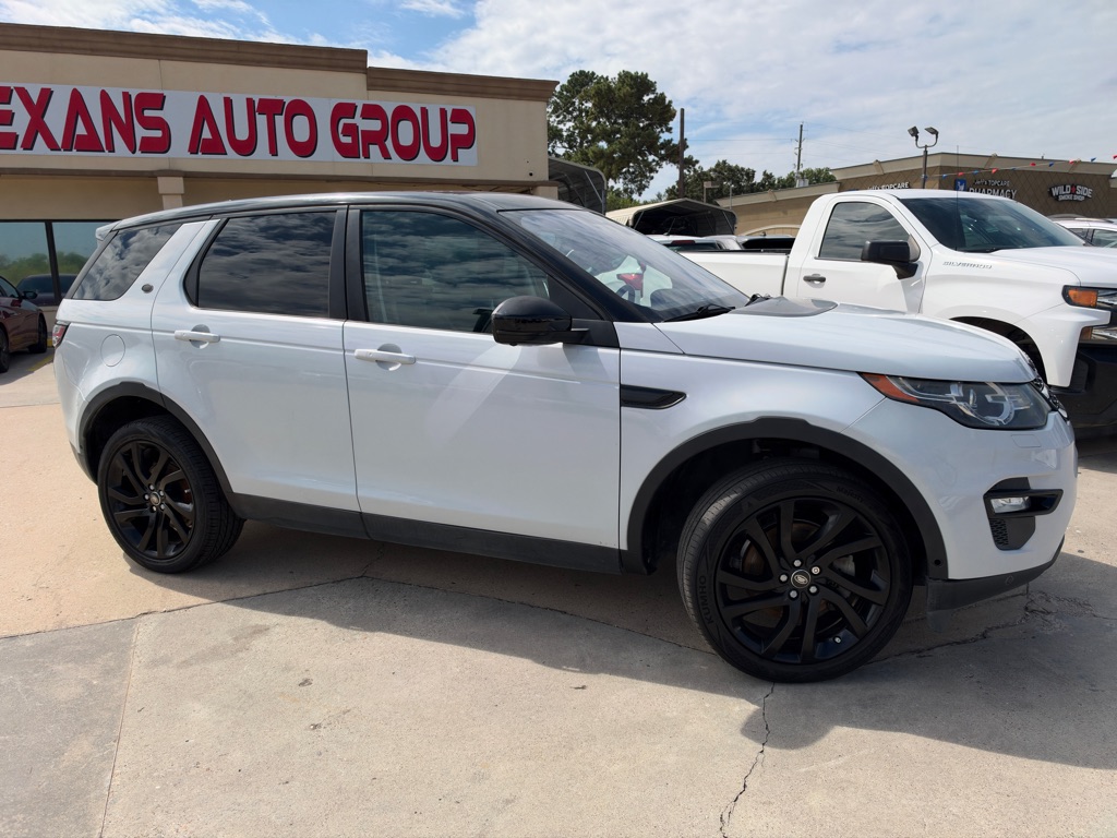 Photo 2 of this LAND ROVER DISCOVERY SPORT