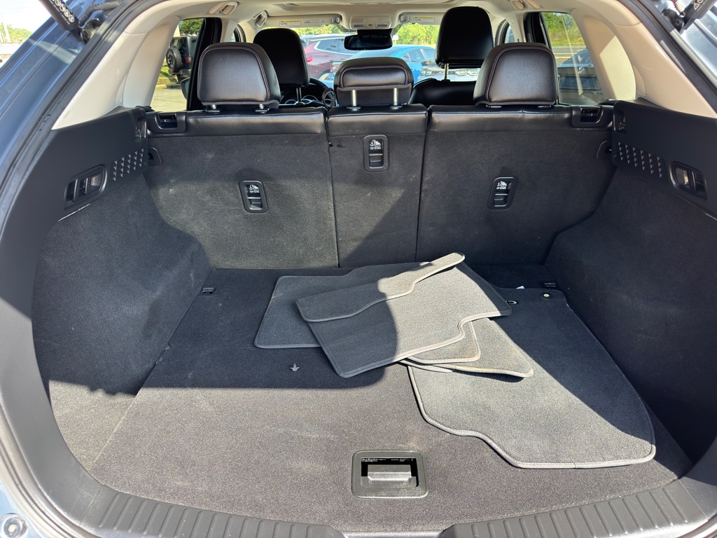 Photo 37 of this MAZDA CX-5