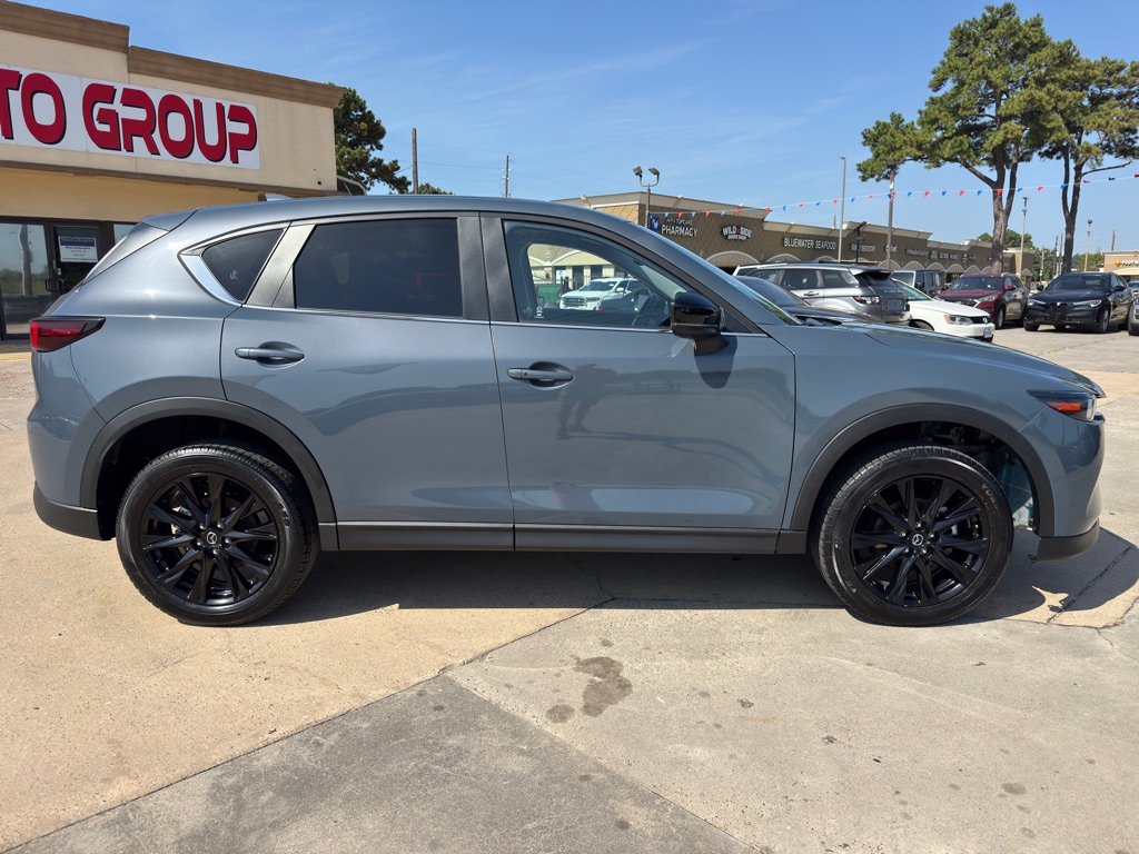 Photo 11 of this MAZDA CX-5