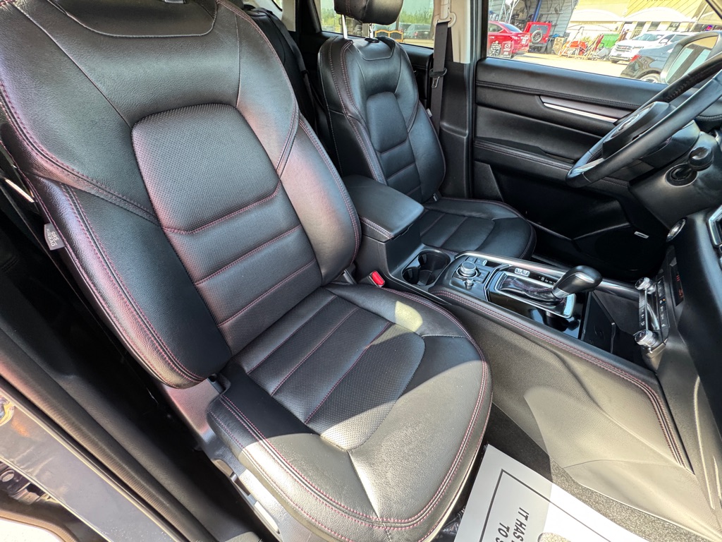 Photo 19 of this MAZDA CX-5