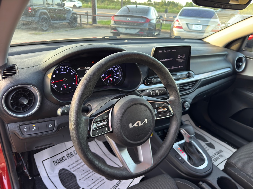Photo 21 of this KIA FORTE