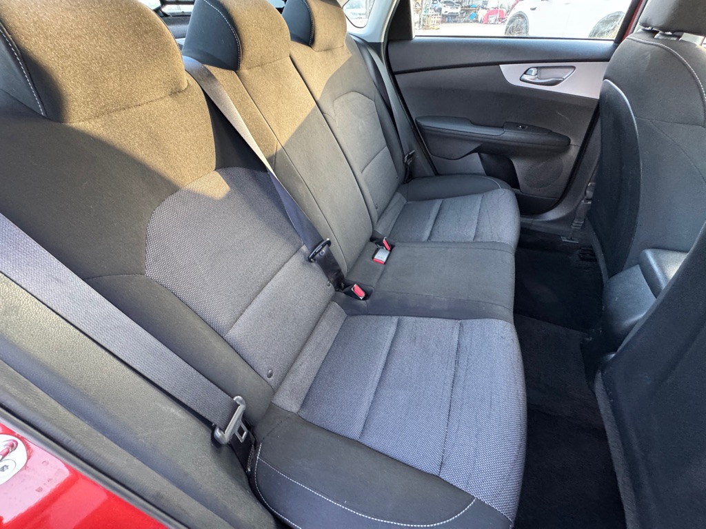 Photo 14 of this KIA FORTE