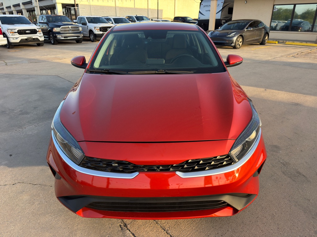 Photo 4 of this KIA FORTE