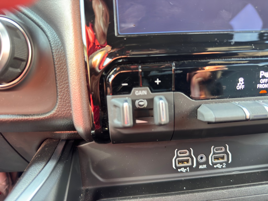 Photo 31 of this RAM 1500