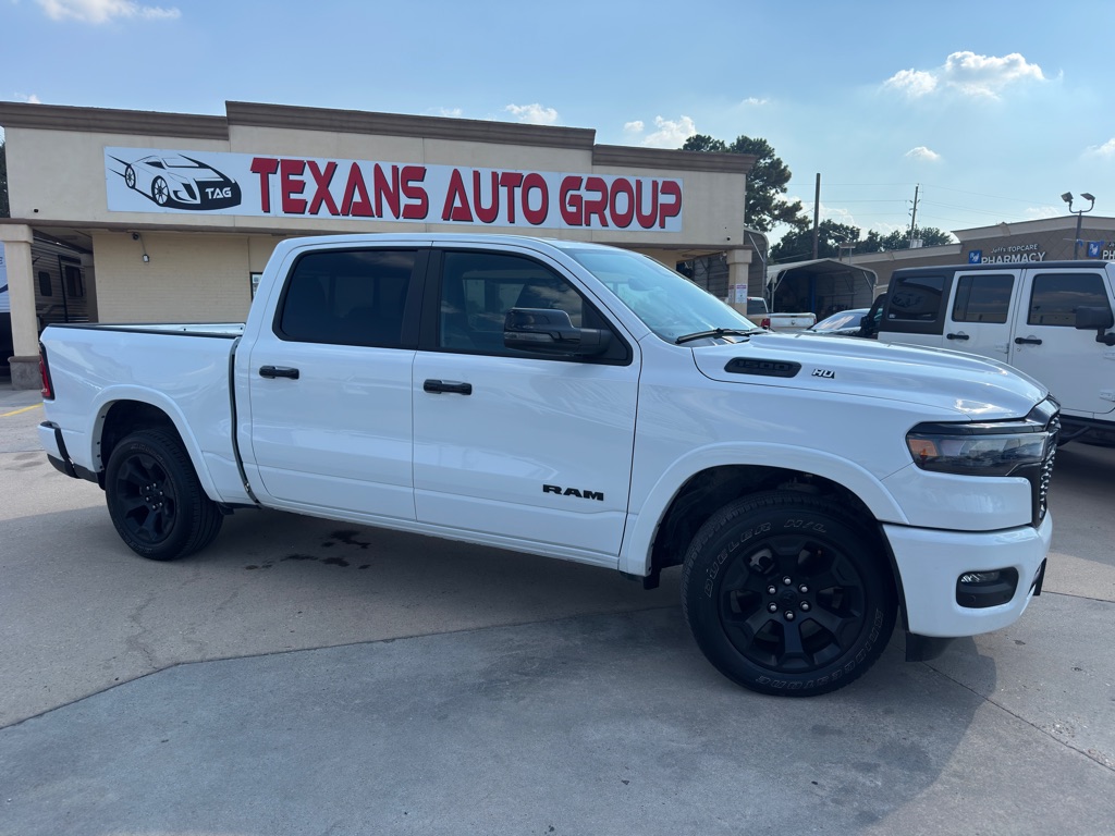 Photo 2 of this RAM 1500