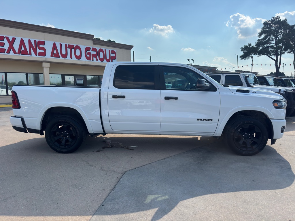 Photo 11 of this RAM 1500