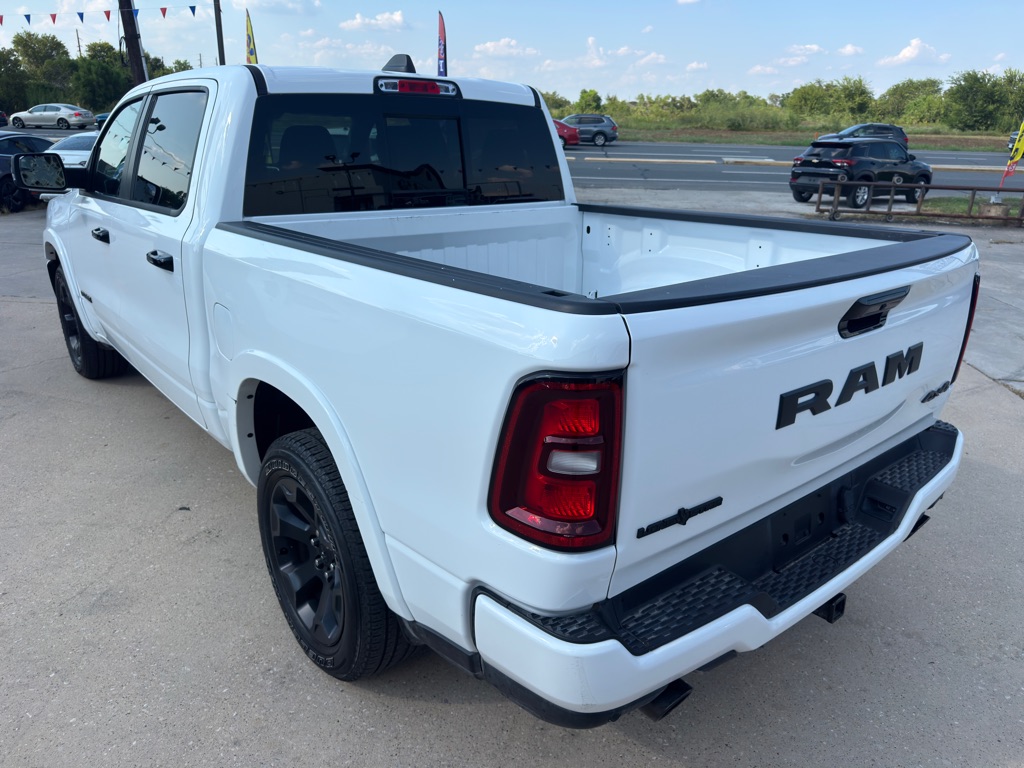 Photo 8 of this RAM 1500