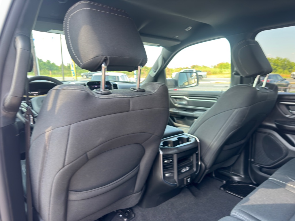 Photo 14 of this RAM 1500