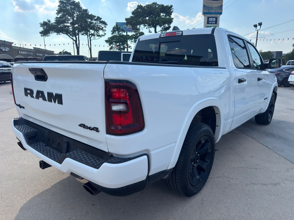 Photo 10 of this RAM 1500