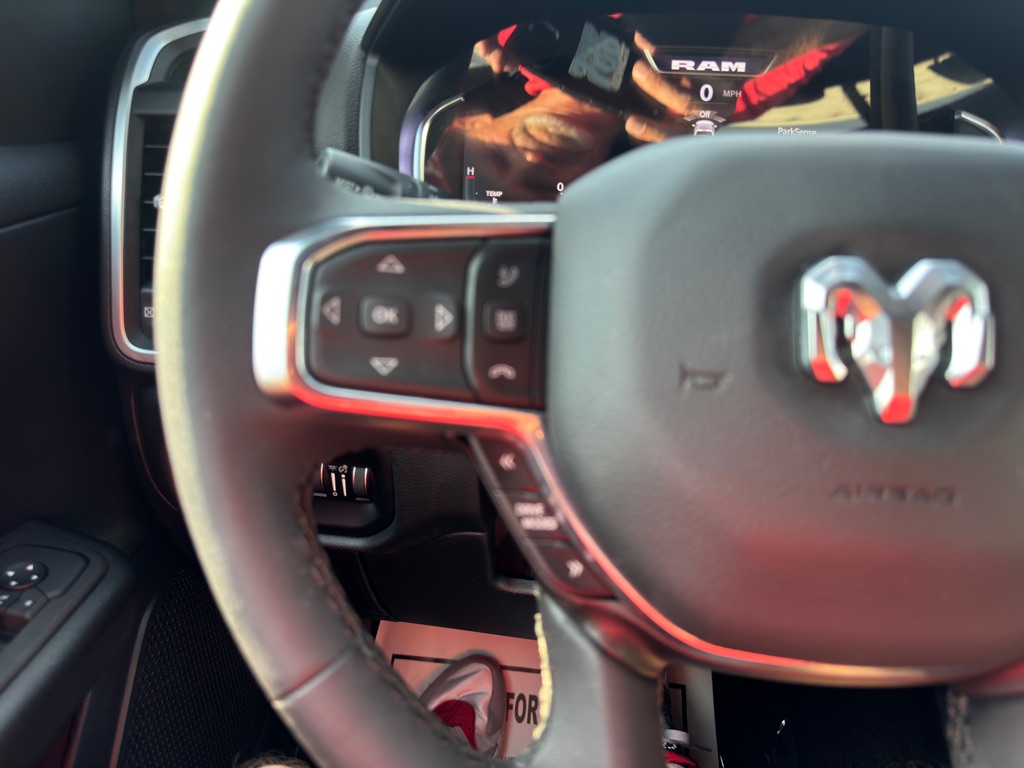 Photo 33 of this RAM 1500