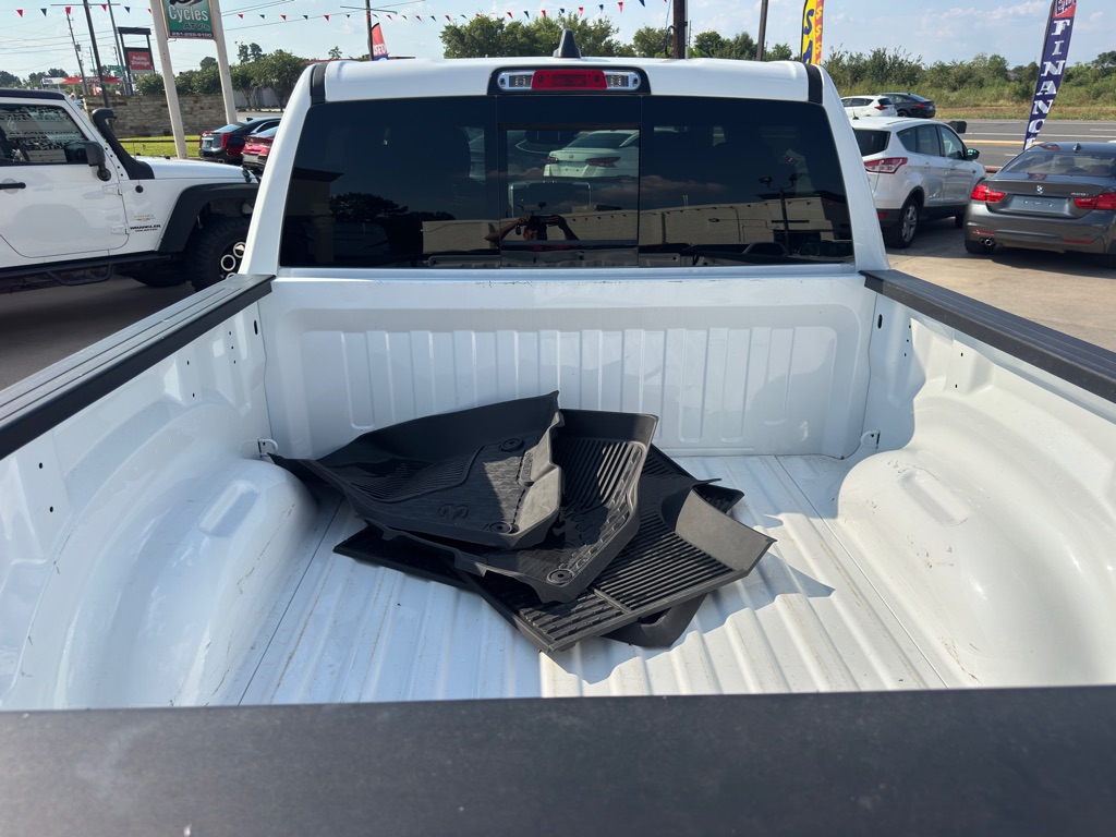 Photo 35 of this RAM 1500
