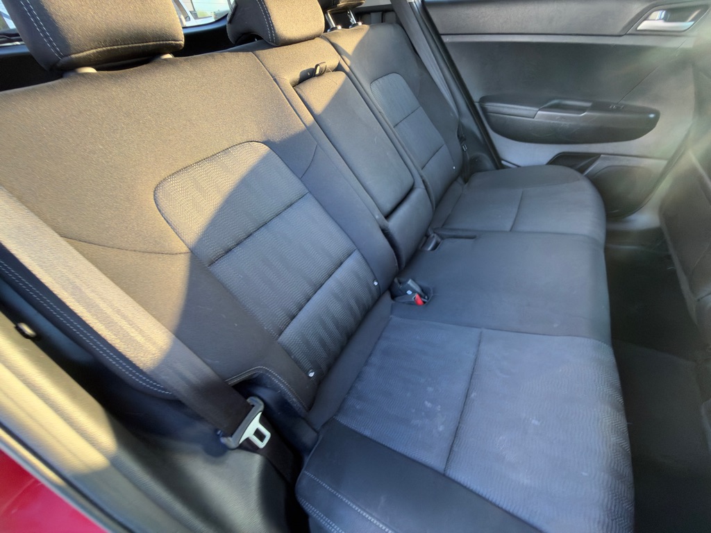 Photo 16 of this KIA SPORTAGE