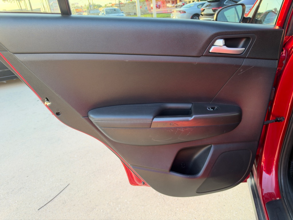 Photo 15 of this KIA SPORTAGE