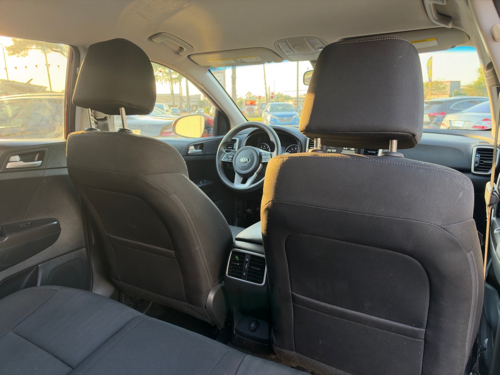Photo 17 of this KIA SPORTAGE