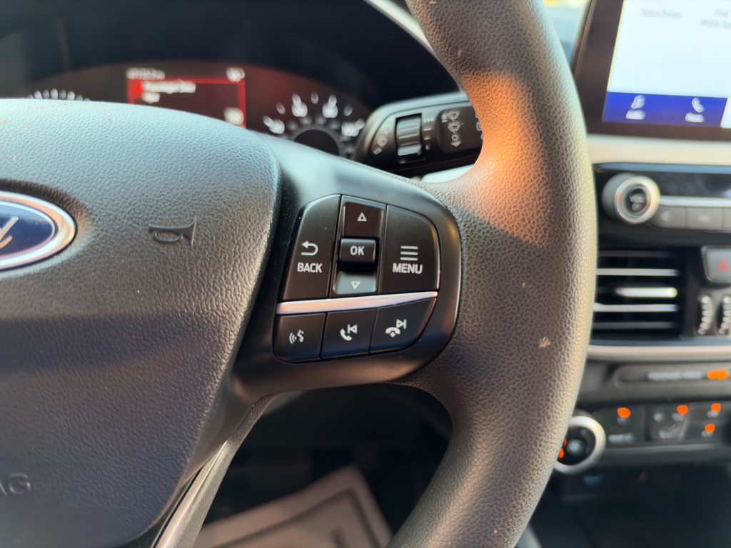 Photo 28 of this FORD ESCAPE