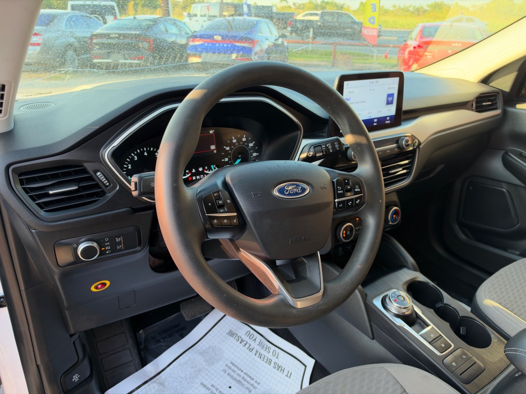 Photo 21 of this FORD ESCAPE