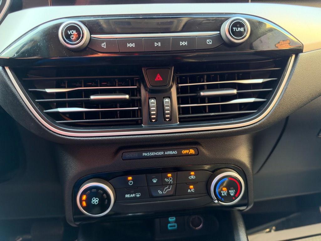 Photo 26 of this FORD ESCAPE