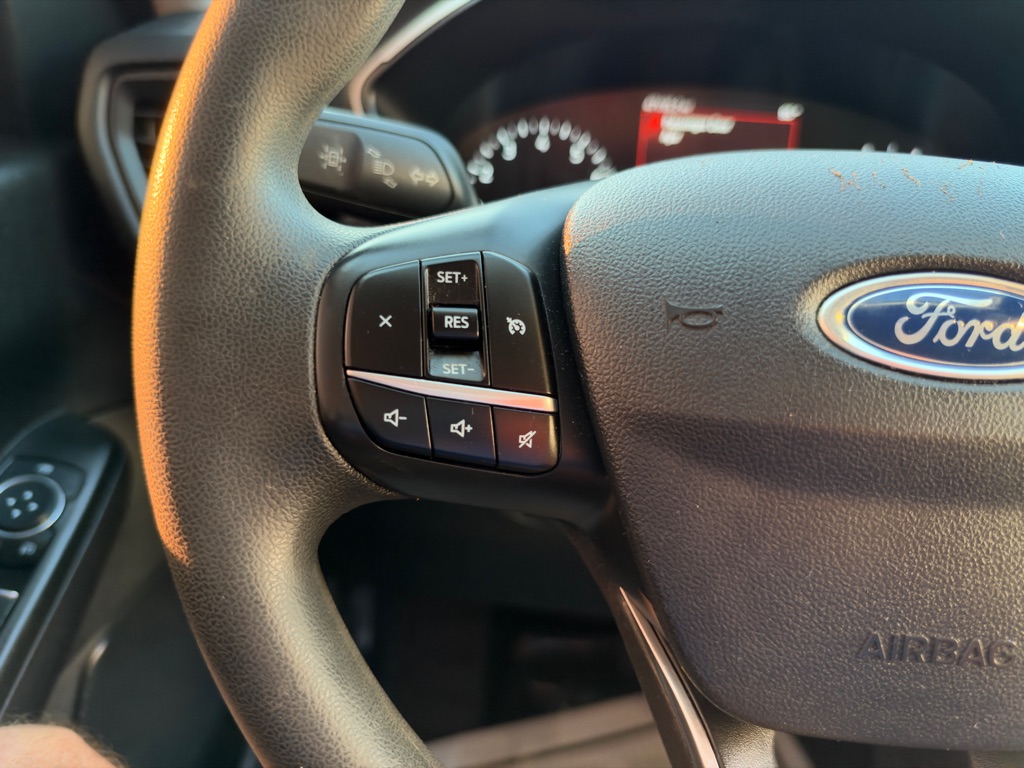 Photo 29 of this FORD ESCAPE