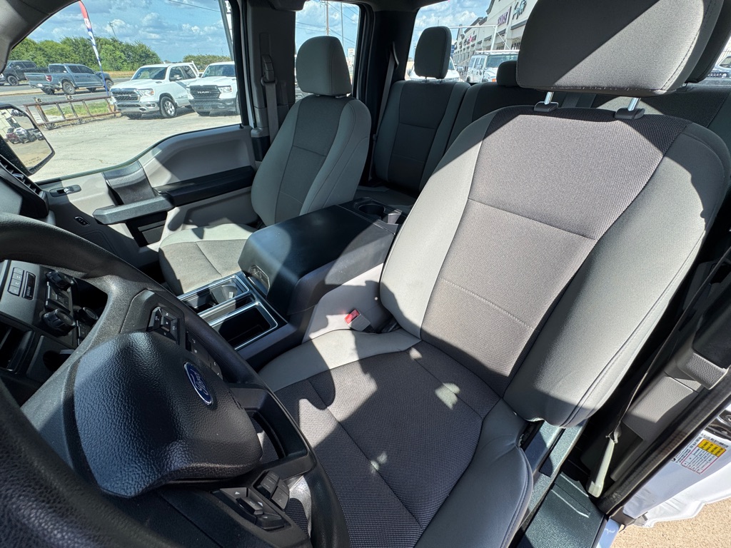 Photo 22 of this FORD F-150