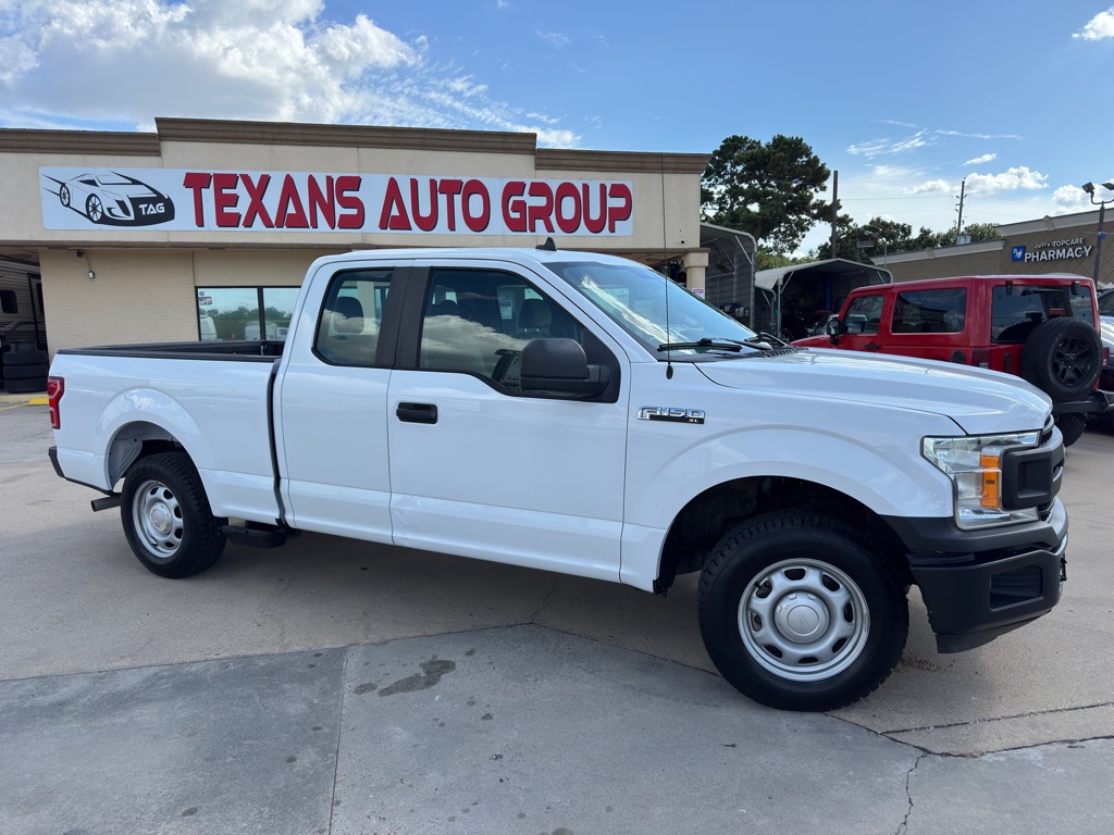 Photo 2 of this FORD F-150