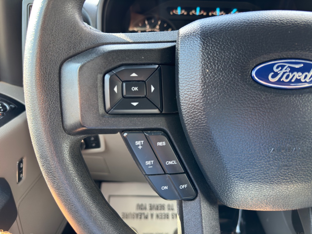 Photo 30 of this FORD F-150