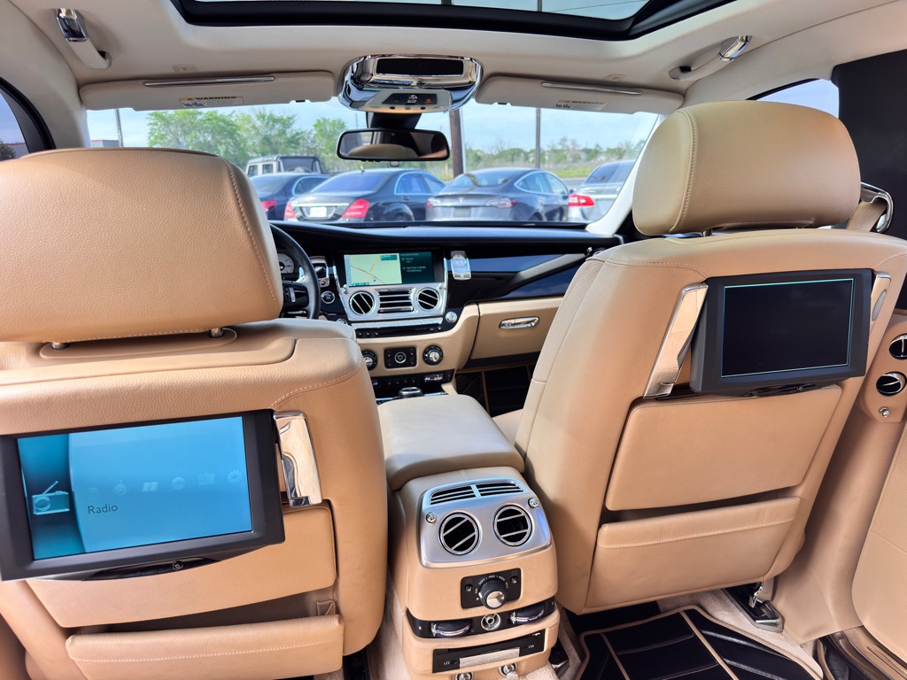 Photo 26 of this ROLLS-ROYCE GHOST