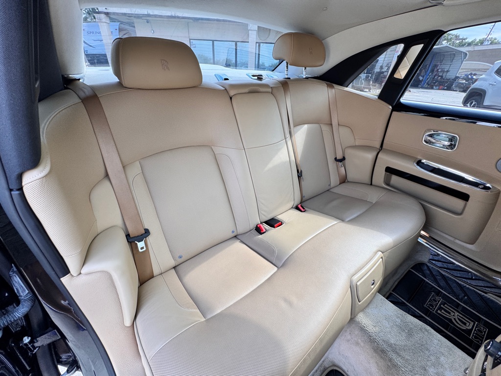 Photo 31 of this ROLLS-ROYCE GHOST