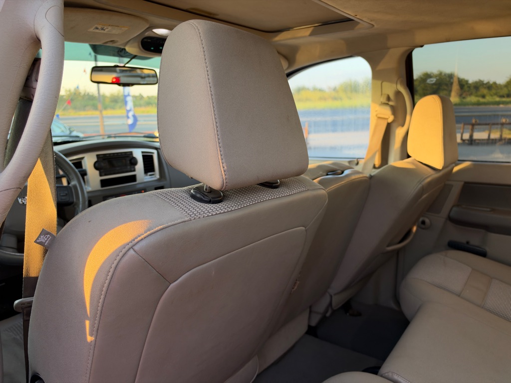 Photo 11 of this DODGE RAM 1500