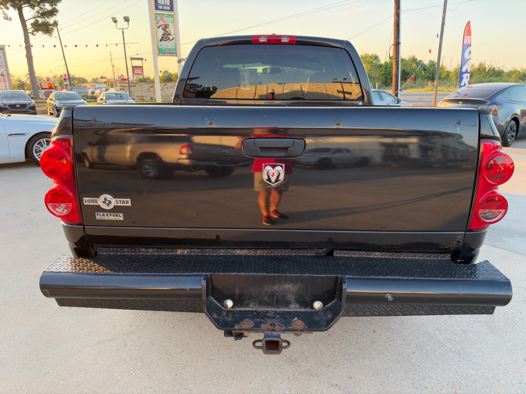 Photo 8 of this DODGE RAM 1500