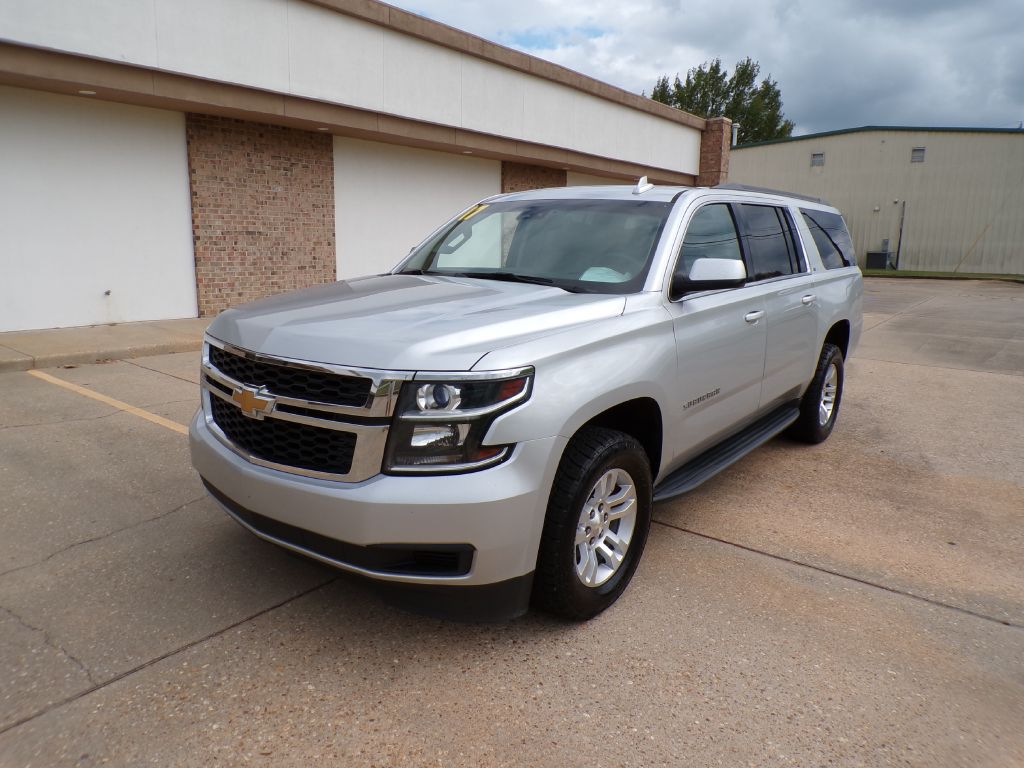 CHEVROLET SUBURBAN 2017 CHEVROLET SUBURBAN 1GNSCHKC9HR119170