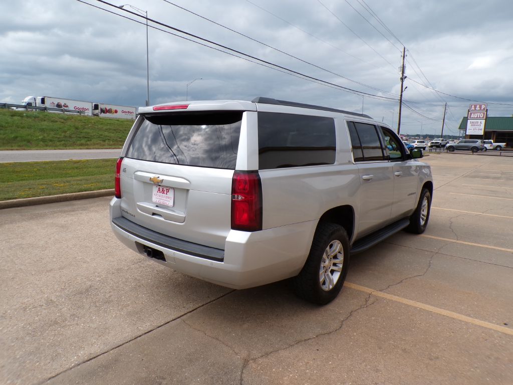 CHEVROLET SUBURBAN 2017 CHEVROLET SUBURBAN 1GNSCHKC9HR119170