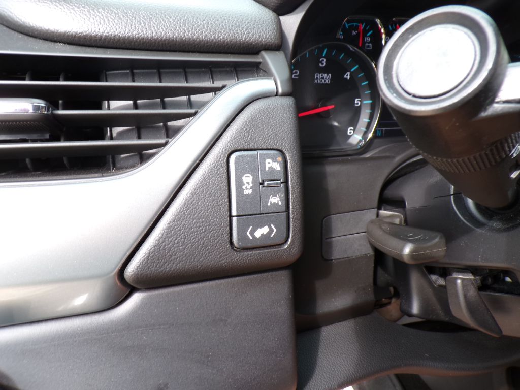CHEVROLET SUBURBAN 2017 CHEVROLET SUBURBAN 1GNSCHKC9HR119170