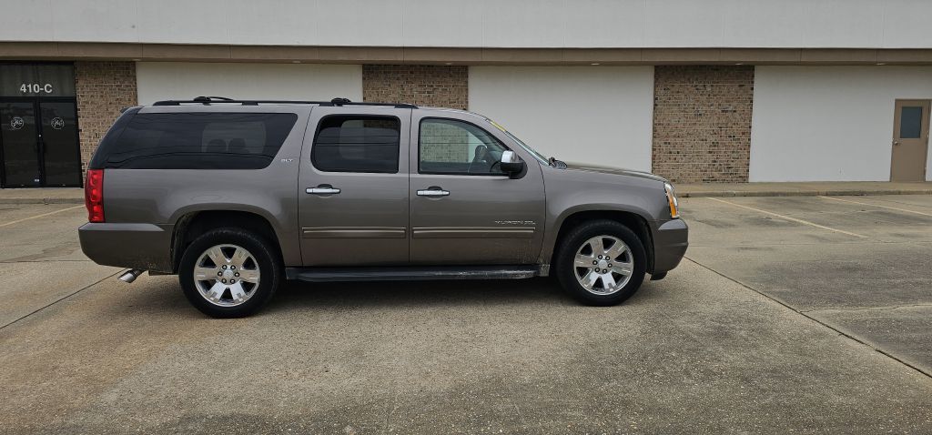GMC YUKON XL 2011 GMC YUKON XL 1GKS1KE04BR161769